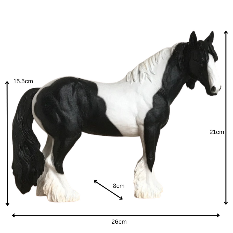 Large 26cm Piebald Black & White Cob ornament from Leonardo, great coloured horse or pony lover gift