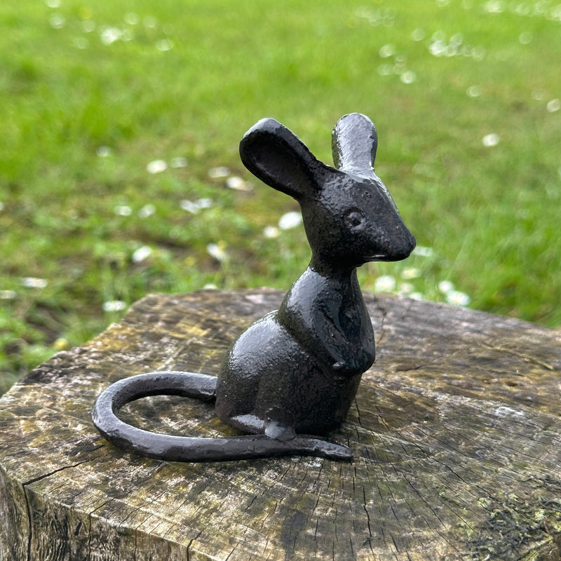 Set of 2 heavy solid cast iron mice indoor ornaments or garden decorations, great mouse lover gift